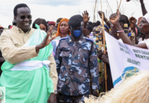 Governor Manytuil Urges Dok Community to Champion Peace and Strengthen Ties with Neighbours